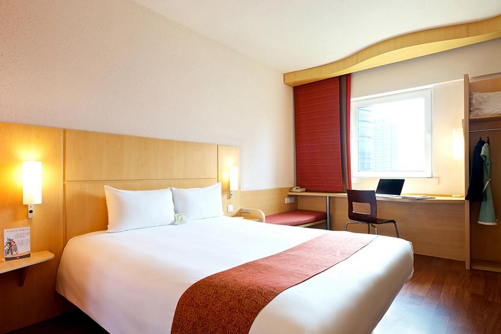 Hotel Ibis Leshan City Center Esterno foto